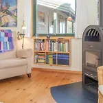 Amazing In With 2 Bedrooms And Wifi